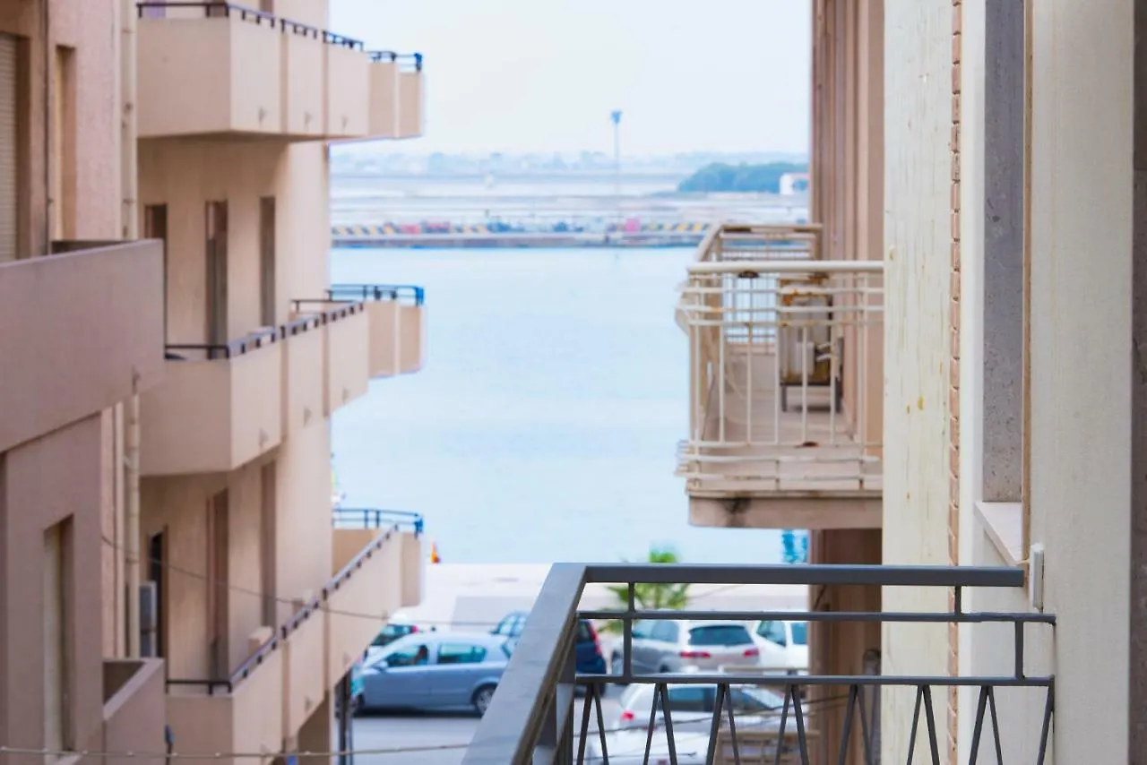 Laurus Apartments Trapani 0*,  Italien