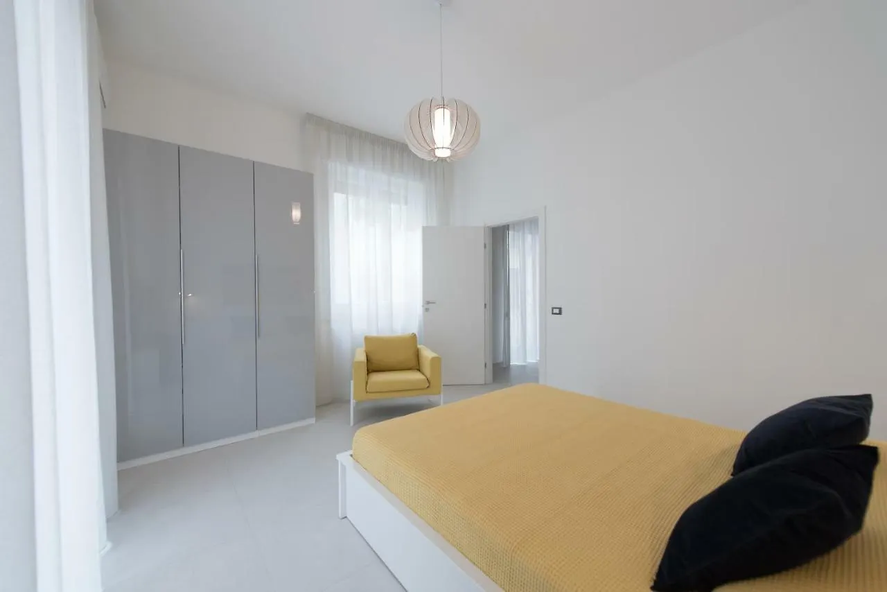 Laurus Apartments Trapani Italien