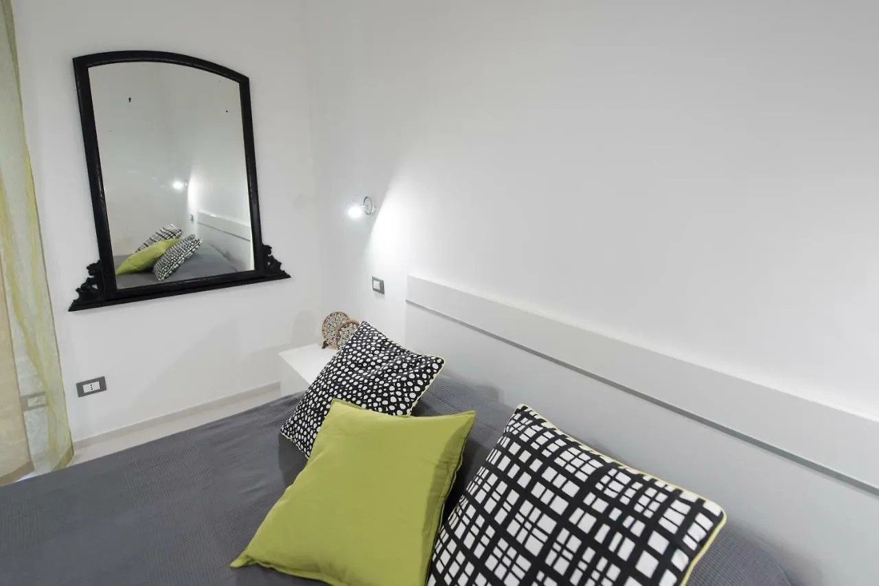 Laurus Apartments Trapani Italy